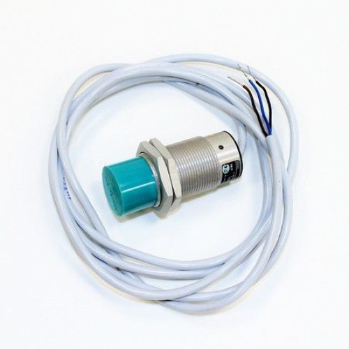 Бесконтактный выключатель CSN E8A5-31P-20-LZ-C
